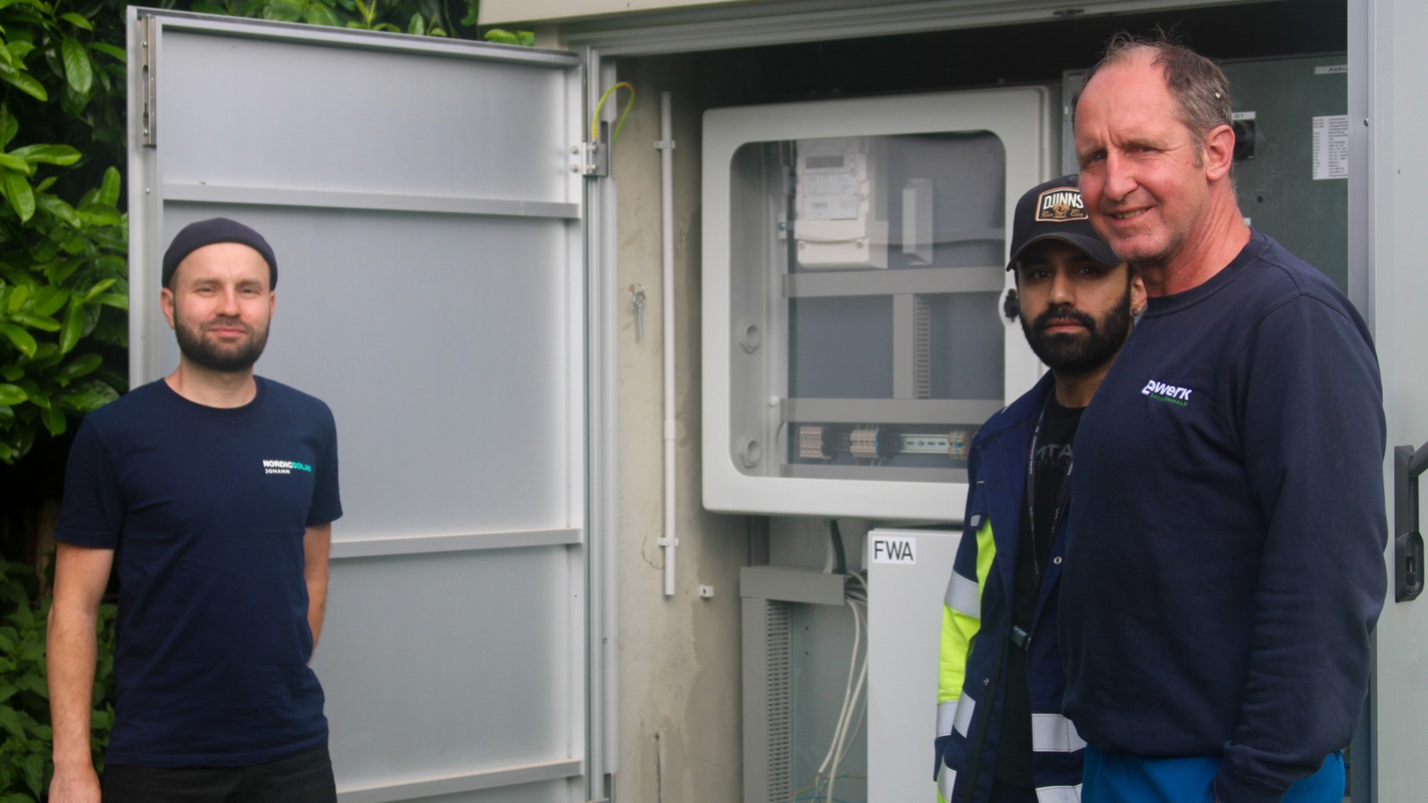 Milchhof Wriggers führt Barsbüttel in nachhaltige Energiezukunft: Photovoltaikanlage in Partnerschaft mit Nordic Solar und E-Werk Sachsenwald in Betrieb
