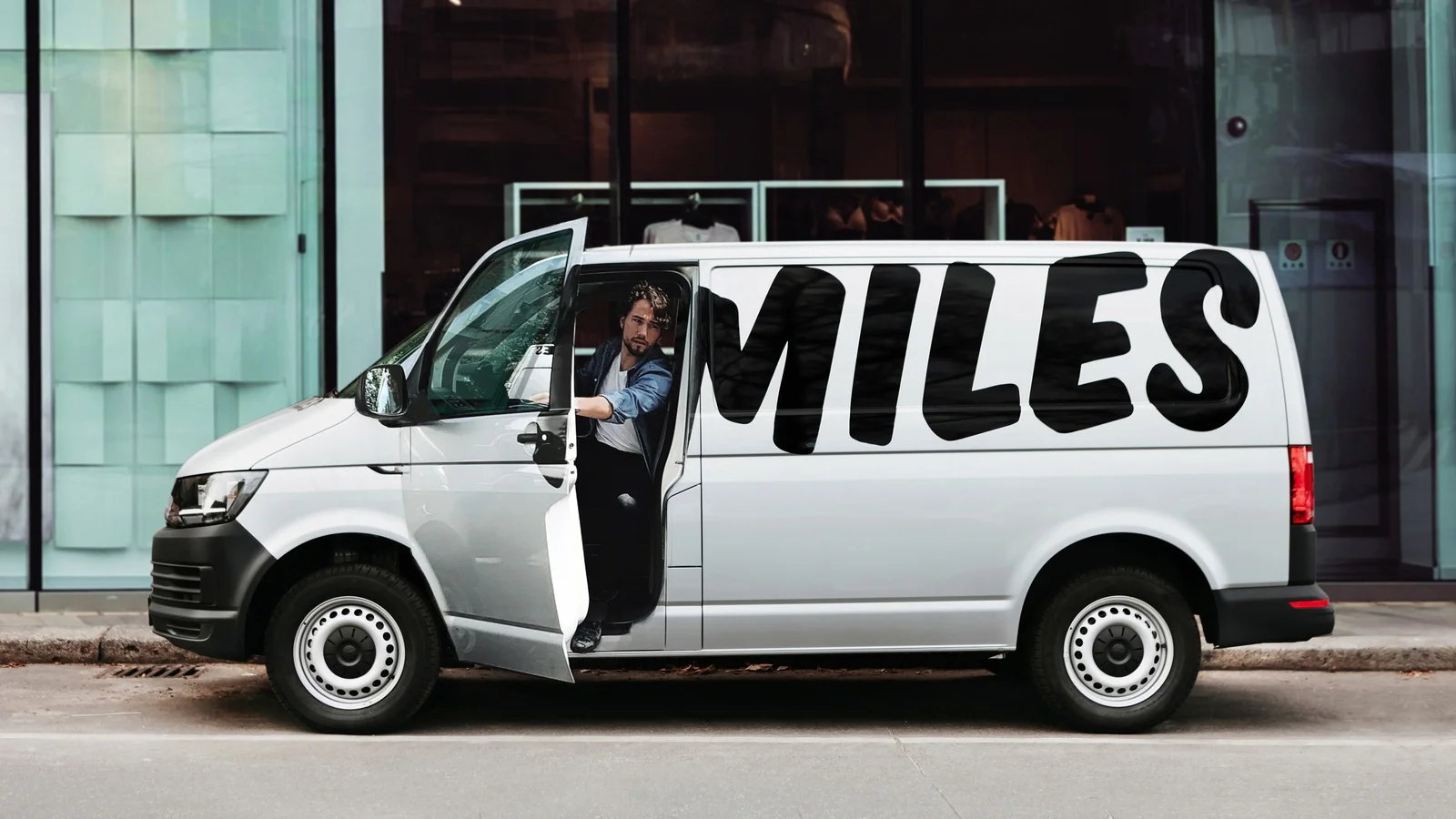 Carsharing-Revolution in Barsbüttel, Glinde und Reinbek: MILES plant Expansion