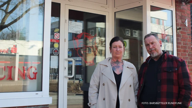 Tattoo-Studio Red Corner in Barsbüttel: Vermieter in der Kritik – Schimmel und Kündigung setzen Existenz aufs Spiel