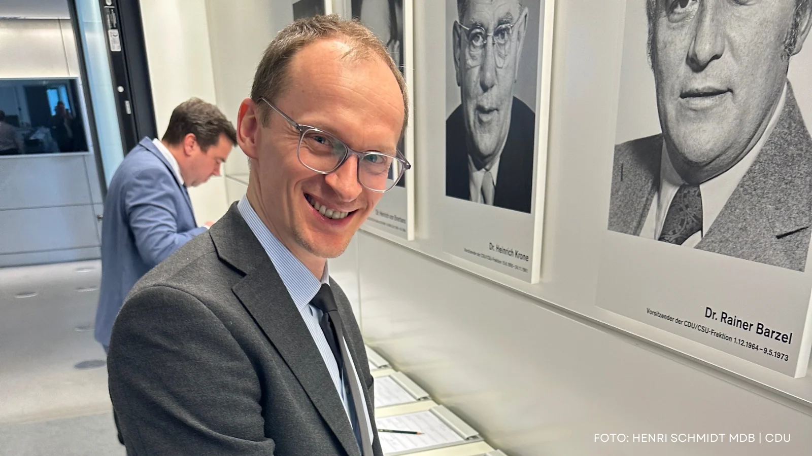 Barsbütteler Henri Schmidt zieht in den Bundestag ein: Erste Eindrücke und Herausforderungen“