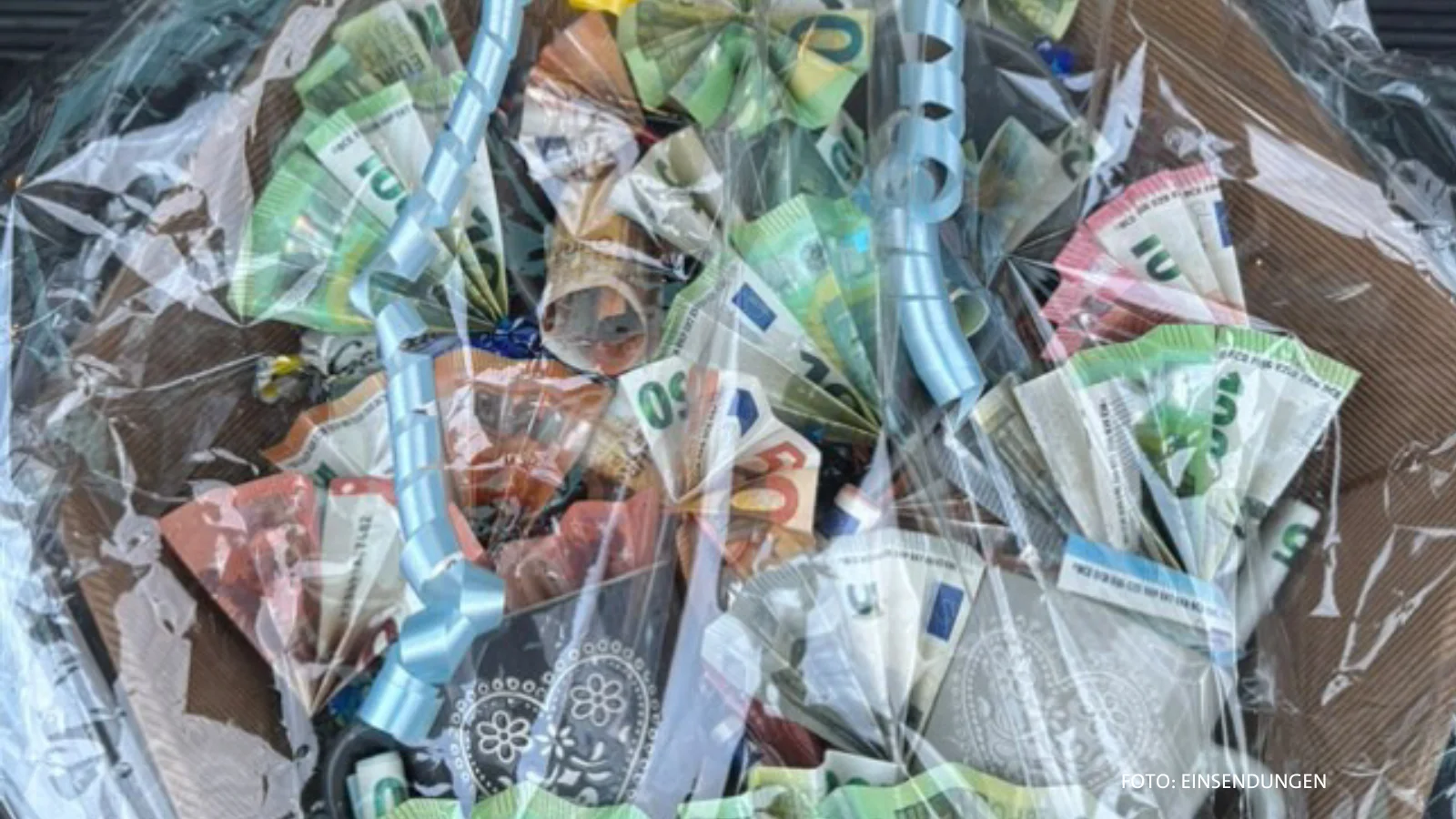 1.900-Euro-Spende nach Dachstuhlbrand rührt Glinderin zu Tränen