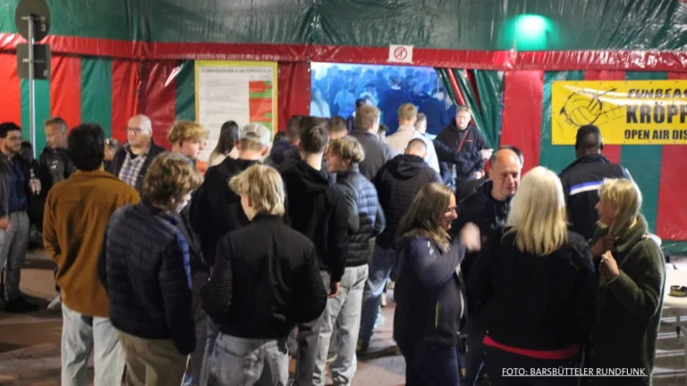 Maibaumfest in Oststeinbek: Lokale Künstler, festlicher Umzug und neue Sicherheitsmaßnahmen