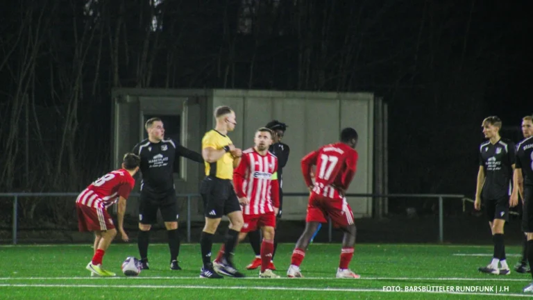 Standard entscheidet: Barsbütteler SV unterliegt in Unterzahl gegen Bramfeld