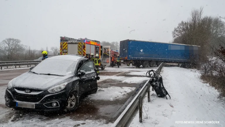 Schneeglätte sorgt für schweren Unfall auf der A1 bei Barsbüttel