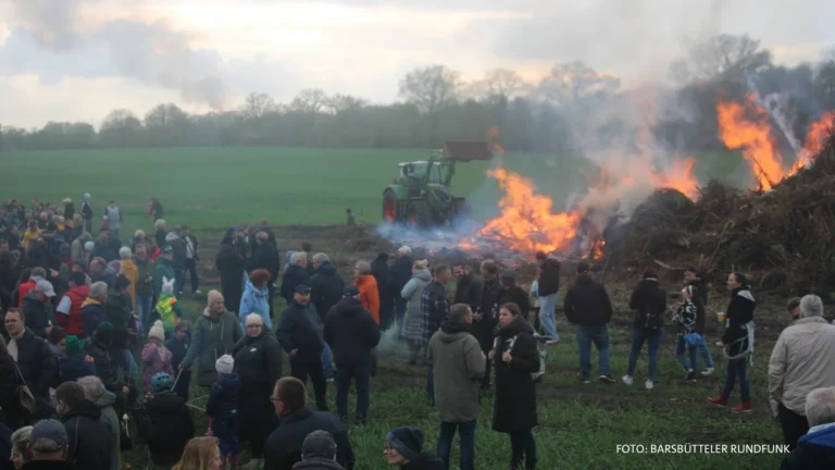 Osterfeuer 2026: Wo es rund um Barsbüttel und im Hamburger Osten brennt
